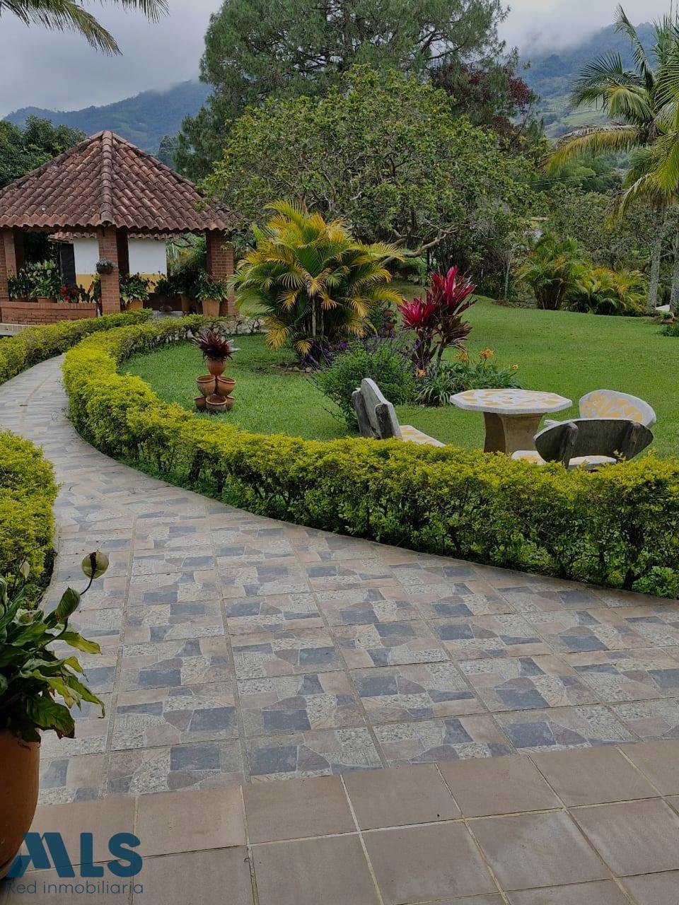 Finca in El Peñol, Peñol, Colombia 1 - 18162915