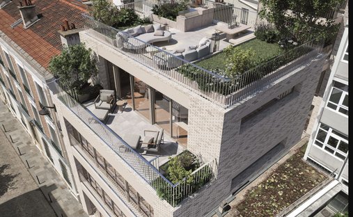 Apartment in Perouses, Paris, Ile-de-France 1