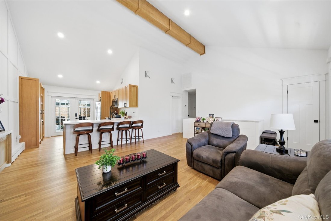 House in Rocky Point, New York, United States 4 - 18156074