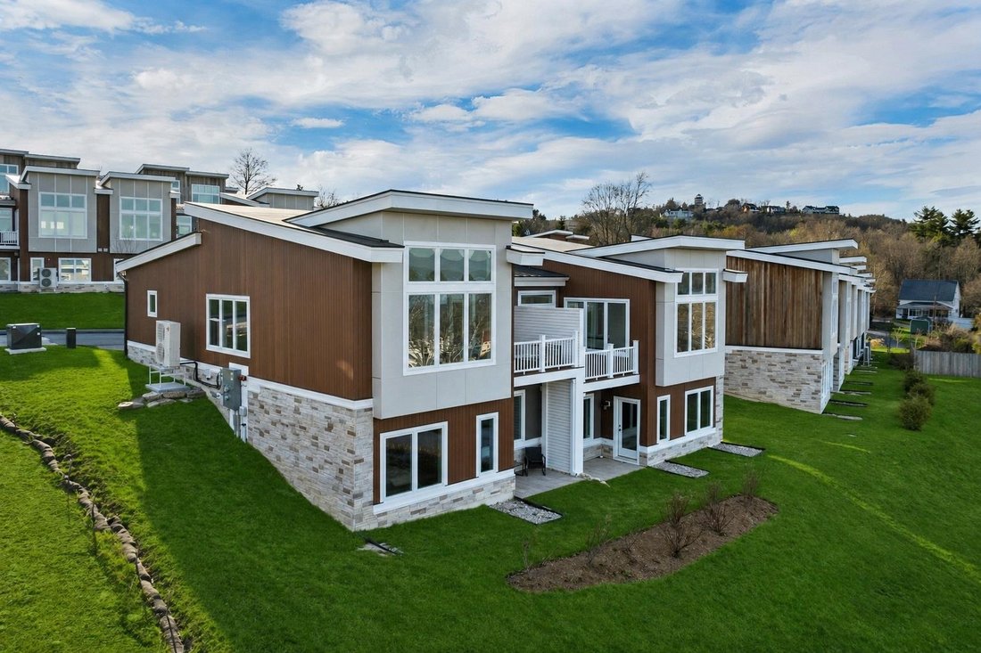 Condo in Laconia, New Hampshire, United States 4 - 18165453