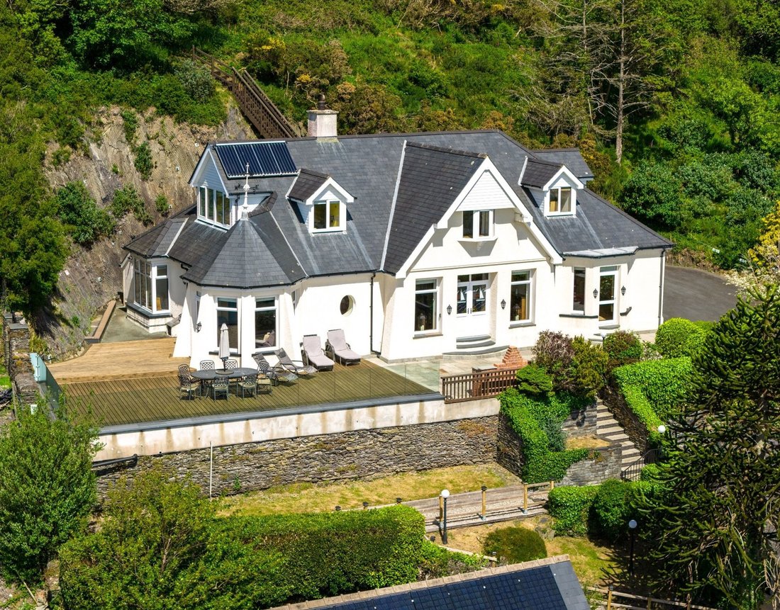 House in Aberdyfi, Wales 3 - 18162655