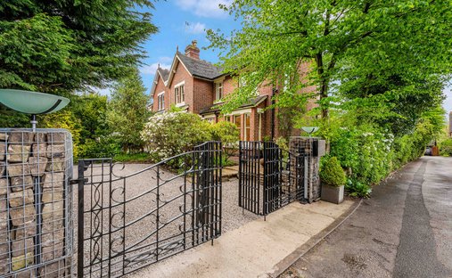 House in Staffordshire, England 1
