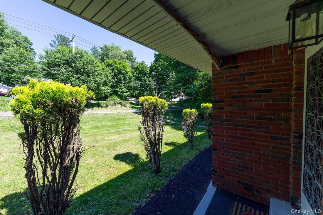 House in Spring Valley, New York, United States 5 - 18157569