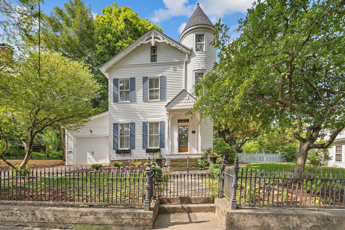 House in Granville, Ohio, United States 1 - 18162881