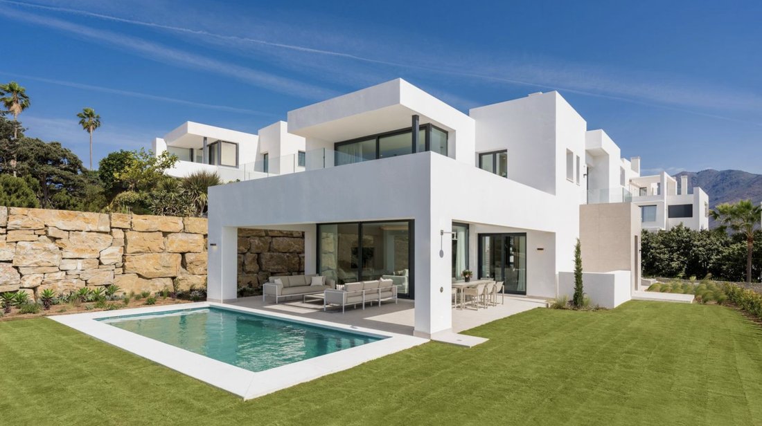Villa in Estepona, Andalusia, Spain 1 - 18163691