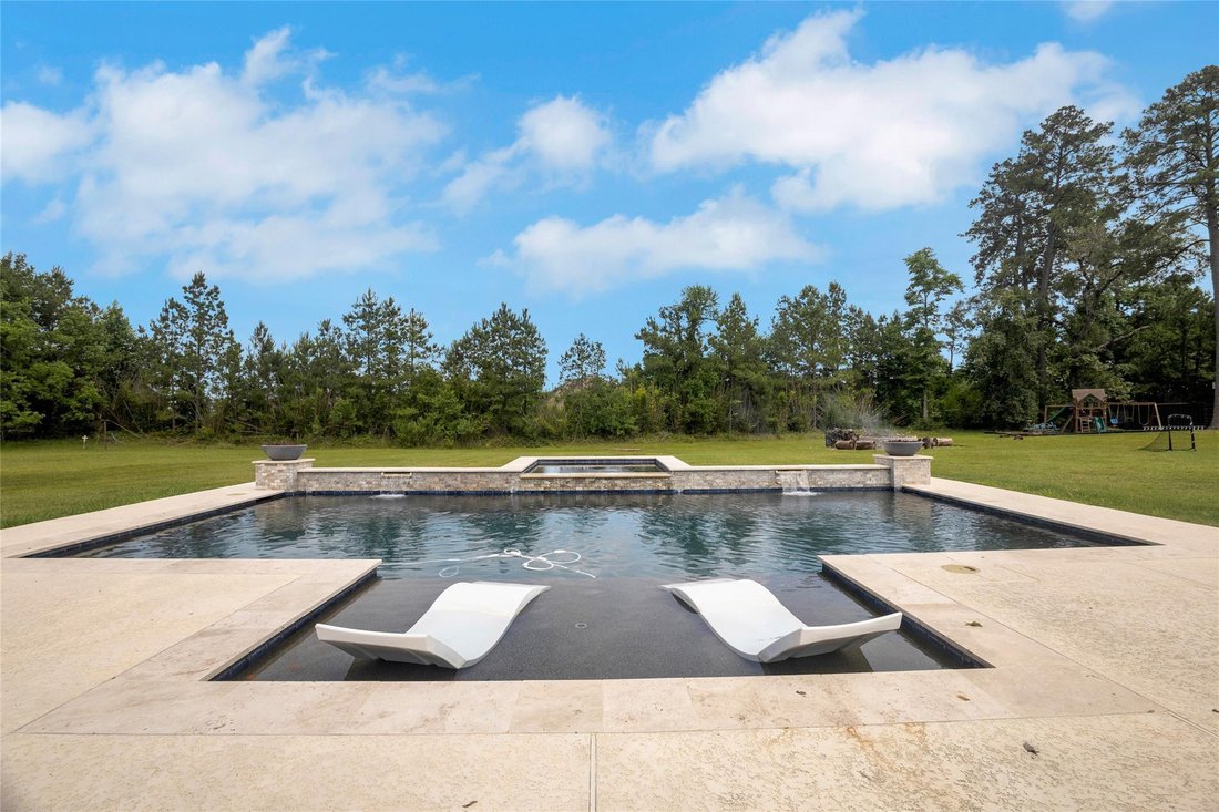 House in Magnolia, Texas, United States 3 - 18163072
