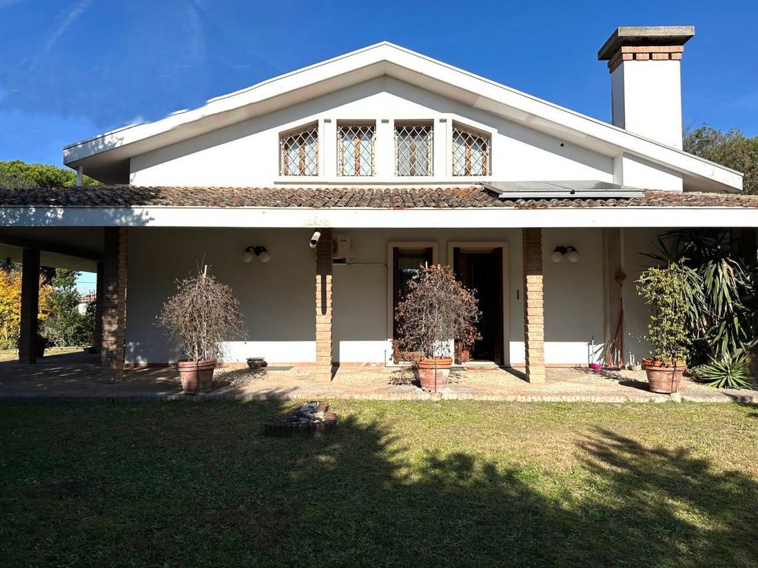 Villa in Porto Viro, Veneto, Italy 5 - 18160410