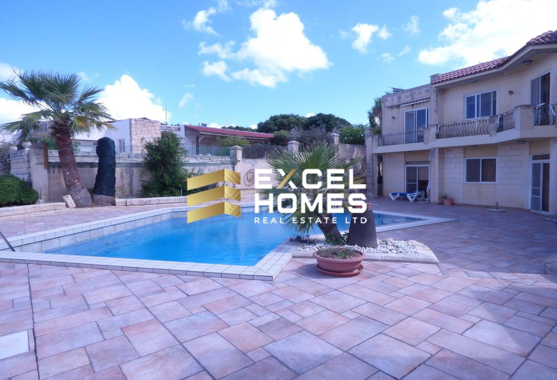 Bungalow in Mellieha, Malta 1 - 16018725
