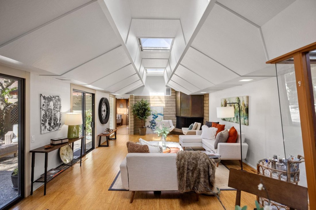House in Carmel-by-the-Sea, California, United States 2 - 18154320