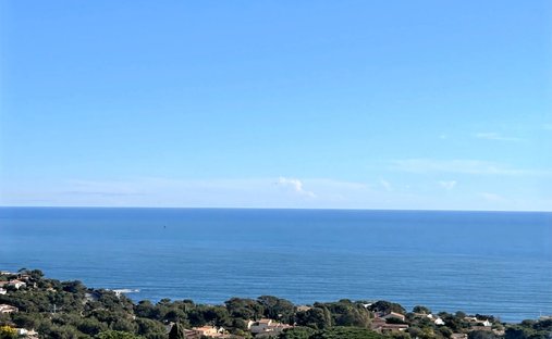 Land in Les Issambres, Roquebrune-sur-Argens, France 1