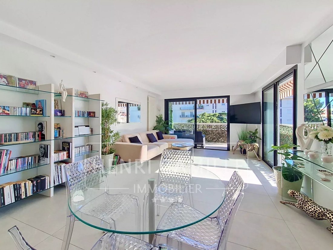 Apartment in Cannes, Provence-Alpes-Côte d'Azur, France 2 - 14932379