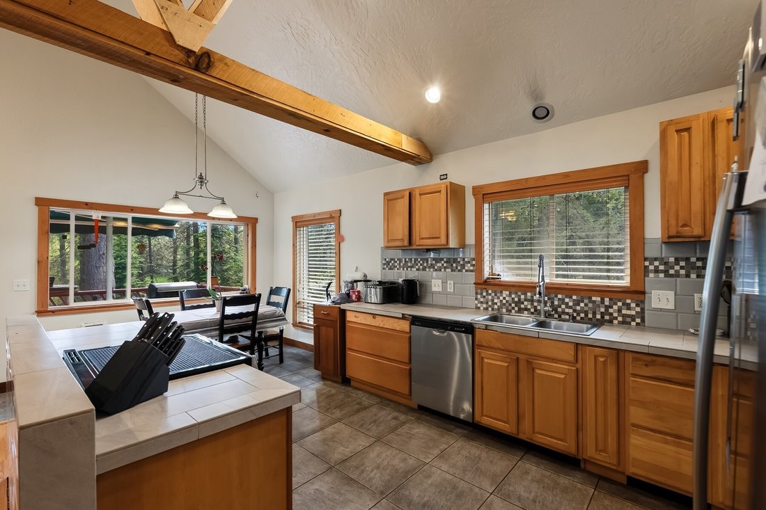 House in Sagle, Idaho, United States 3 - 18165942
