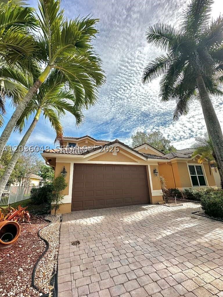 House in Weston, Florida, United States 4 - 18160193