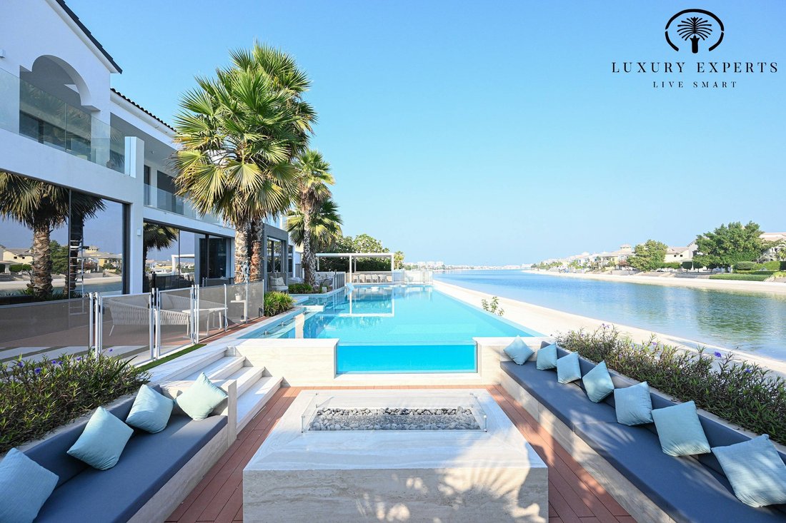 Villa in Palm Jumeirah, Dubai, United Arab Emirates 1 - 18158556