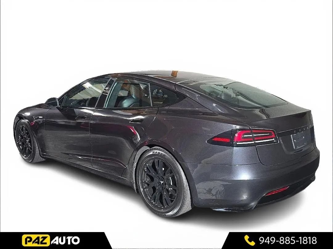 Sedan in Laguna Hills, CA, United States 3 - 18153514
