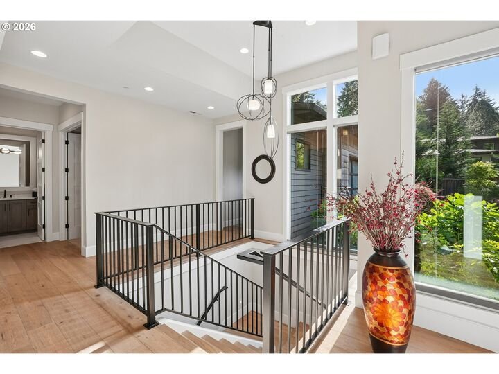 House in Lake Oswego, Oregon, United States 4 - 17942208