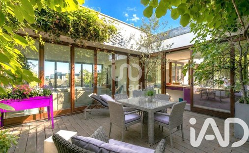 Apartment in Le Pré Gentil, Rosny-sous-Bois, France 1