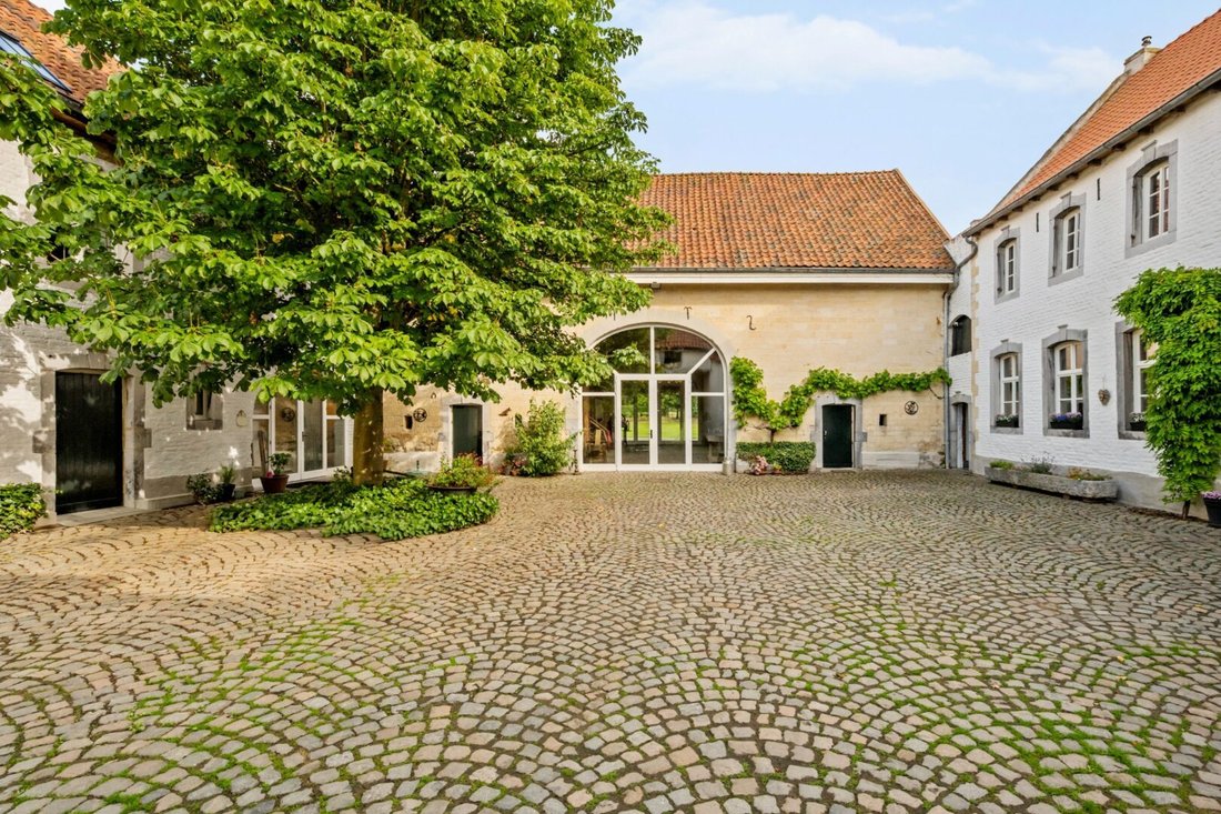 Villa a Riemst, Fiandre, Belgio 3 - 18163752
