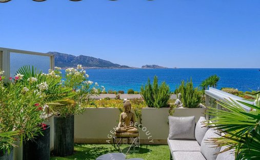 Appartement à Rayol-Canadel-sur-Mer, Provence-Alpes-Côte d'Azur, France 1