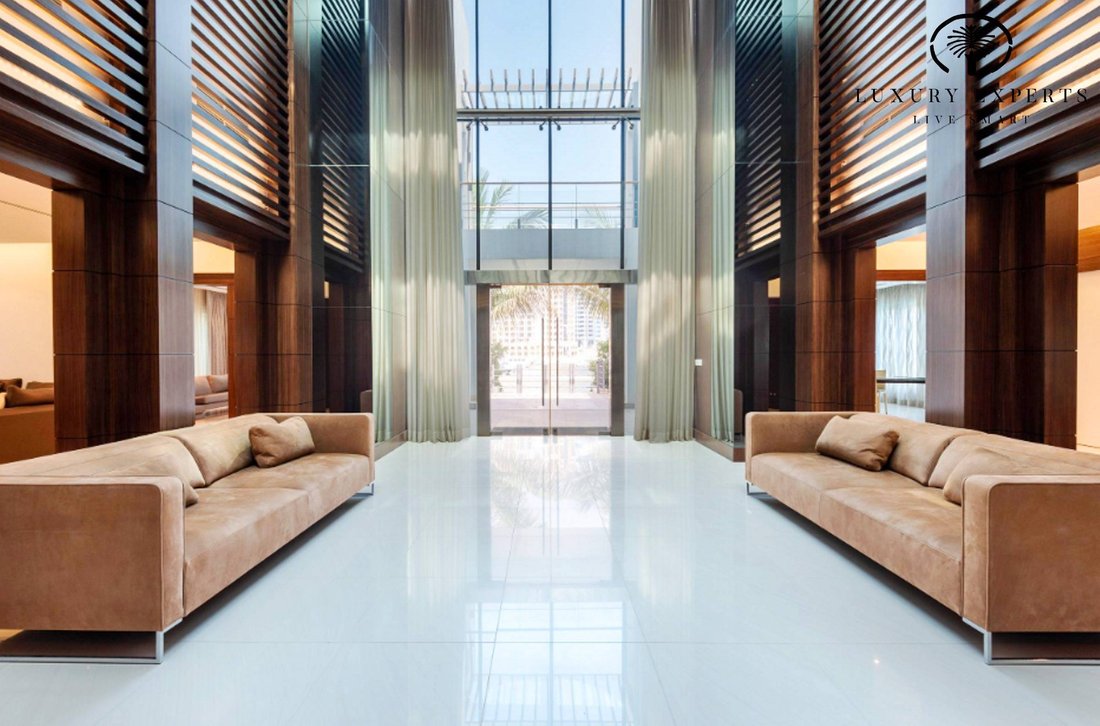 Villa in Palm Jumeirah, Dubai, United Arab Emirates 2 - 18155368