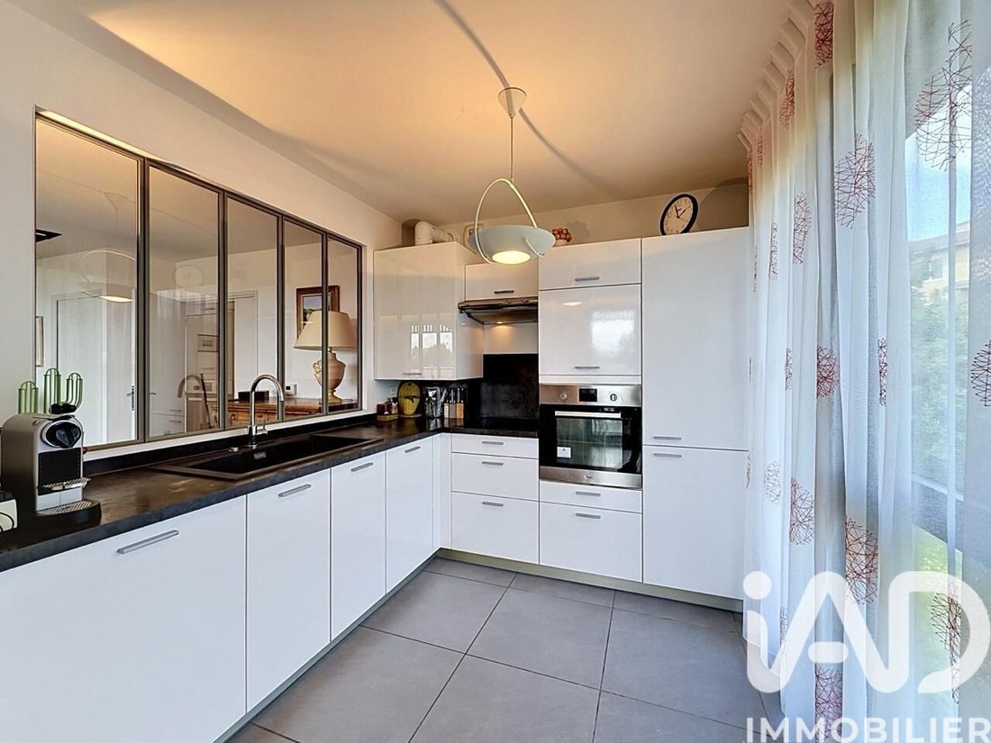 Apartment in Centre et Sud Est, Saint-Didier-au-Mont-d'Or, France 5 - 18169256