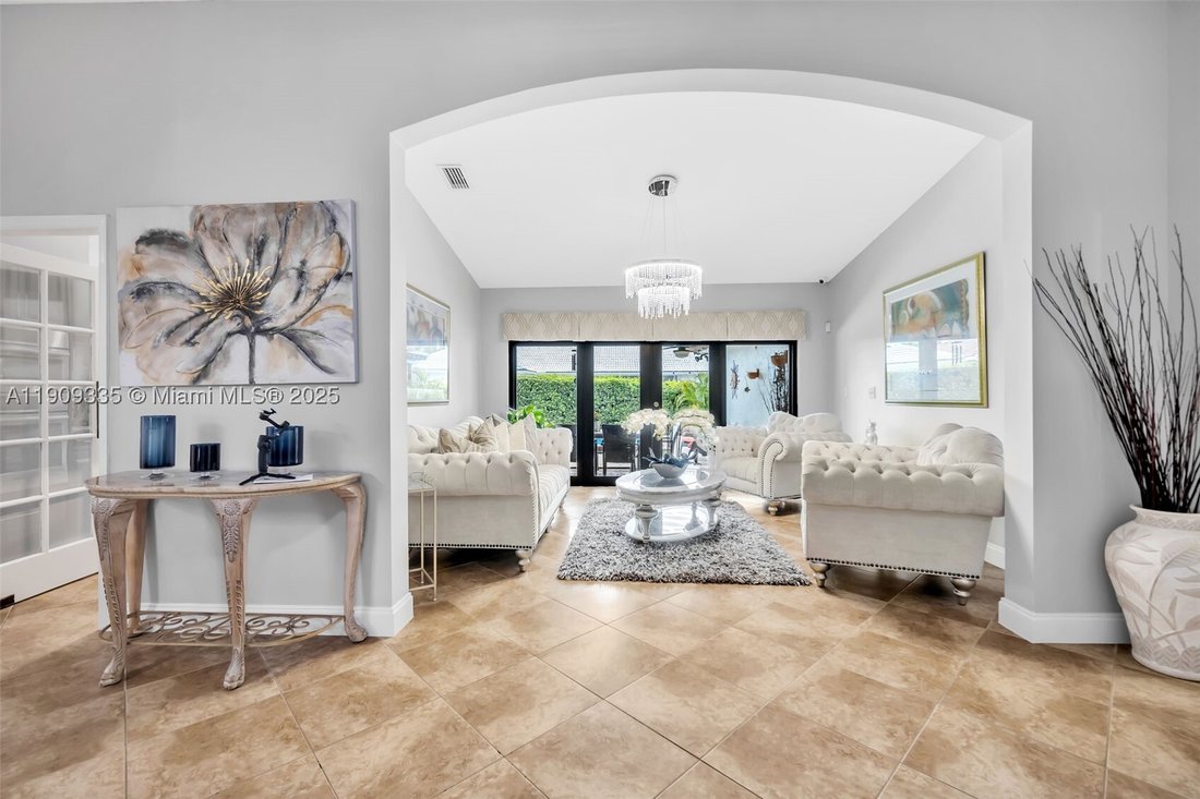 House in Miami, Florida, United States 4 - 16640362