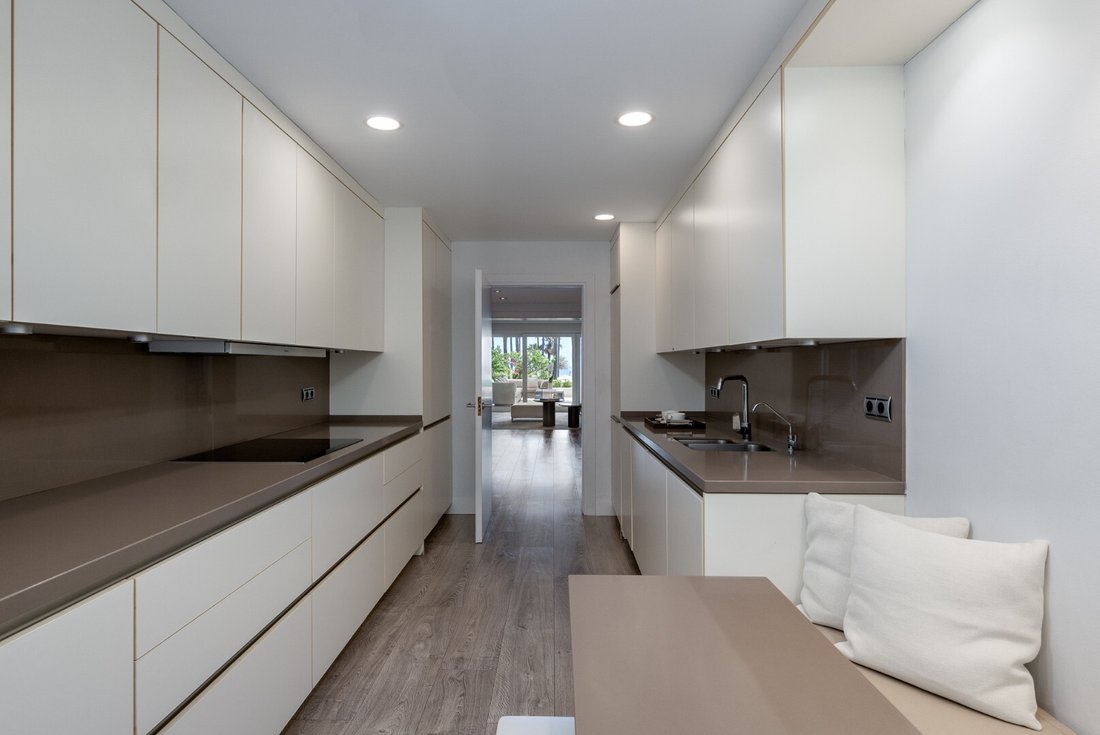 Apartment in Puerto Banus, Marbella, Spain 5 - 18162580