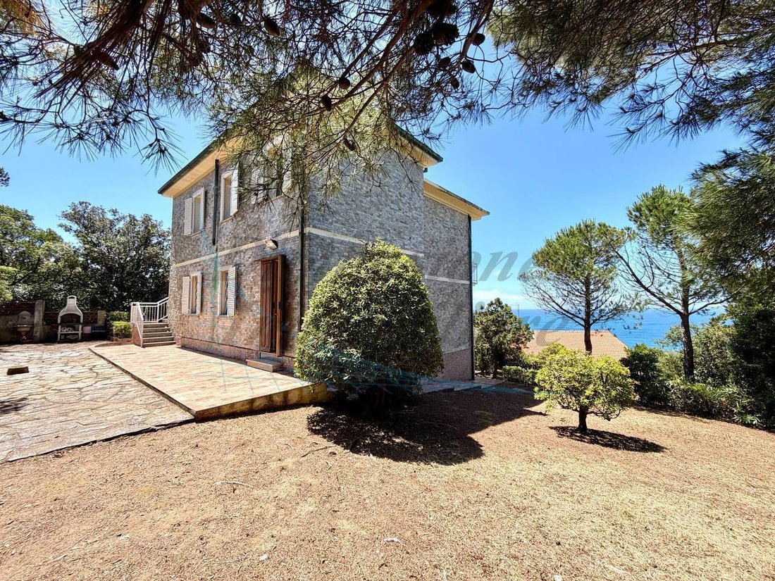 Villa in Castiglioncello, Rosignano Marittimo, Tuscany 1 - 17100542