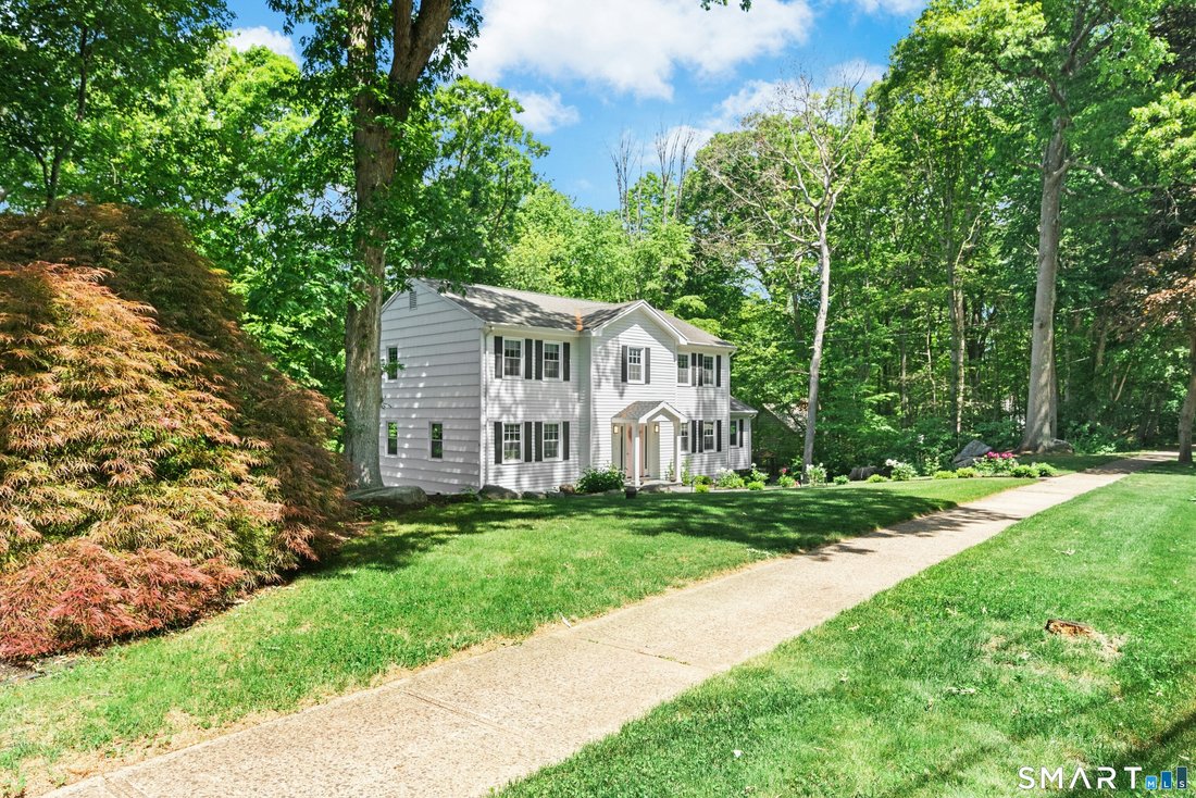 Stratford, Connecticut, United States 5 - 18156412