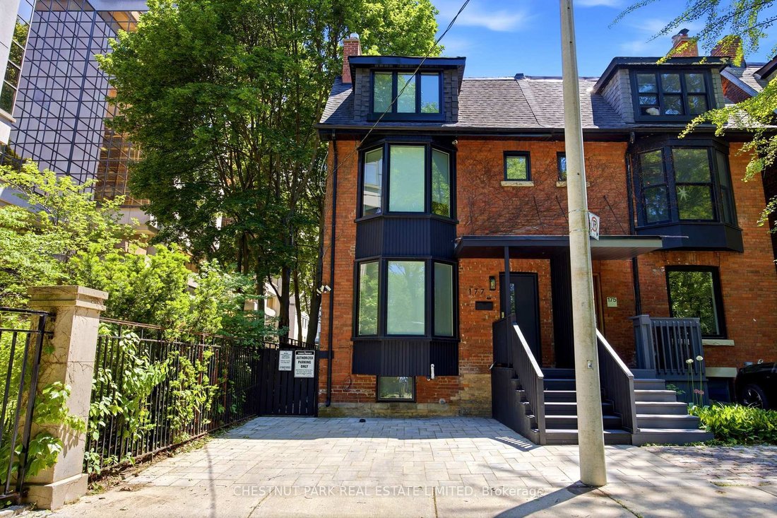 House in Toronto, Ontario, Canada 1 - 18163908
