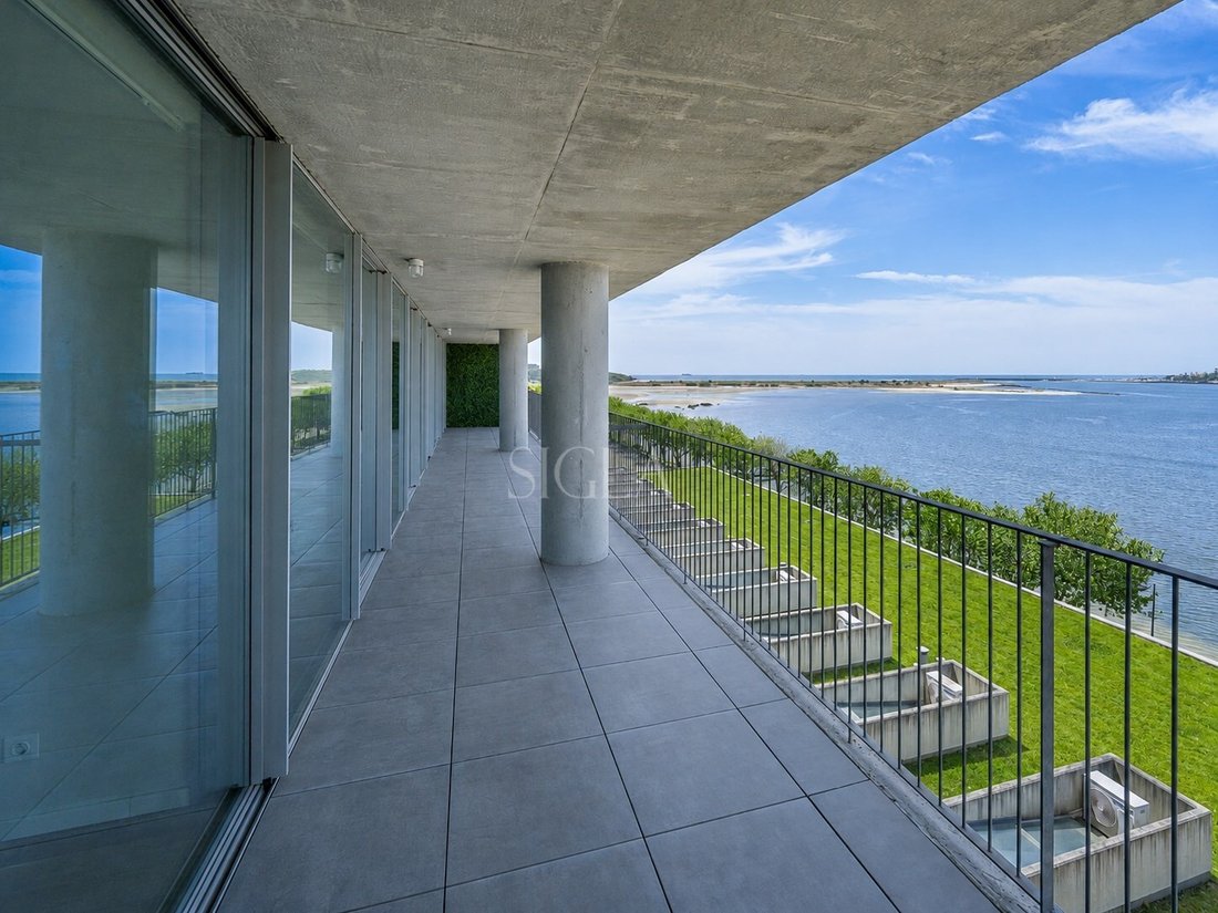 Apartment in Canidelo, Porto District, Portugal 1 - 18038660