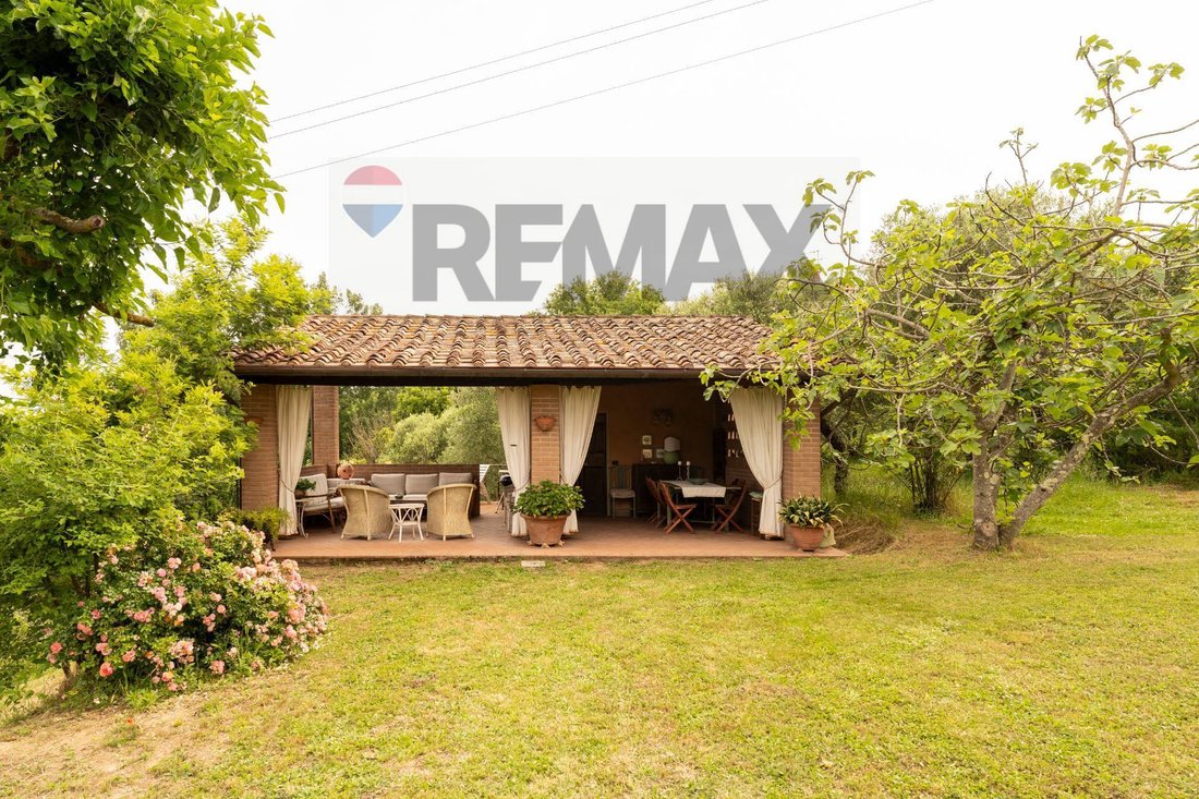 Country House in Crespina, Tuscany, Italy 4 - 18161484