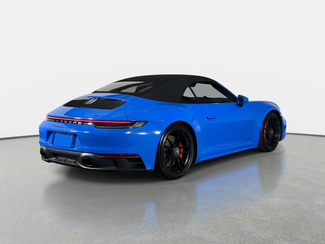 Cabriolet in Pompano Beach, FL, United States 3 - 18156668
