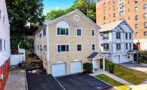 Apartment in Yonkers, New York, United States 1
