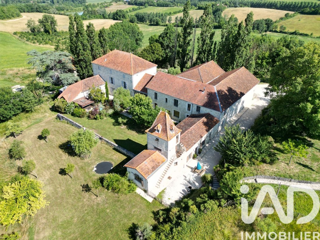 House in Lectoure, Occitania, France 1 - 18169530