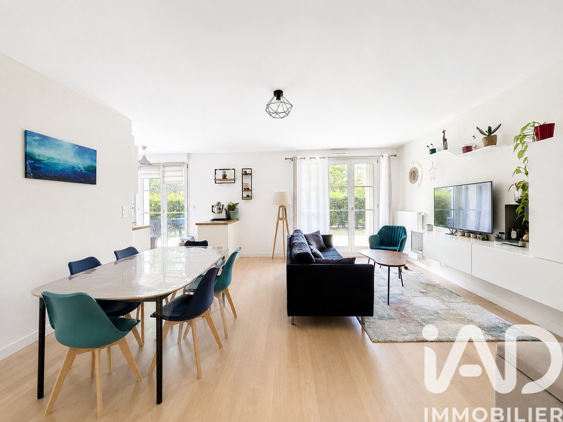 Apartment in Pergaud, Le Plessis-Robinson, France 2 - 18169565