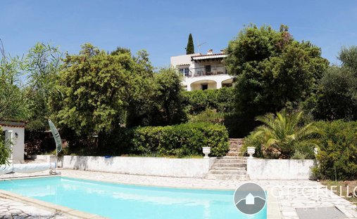 Villa in La Bouverie, Roquebrune-sur-Argens, France 1