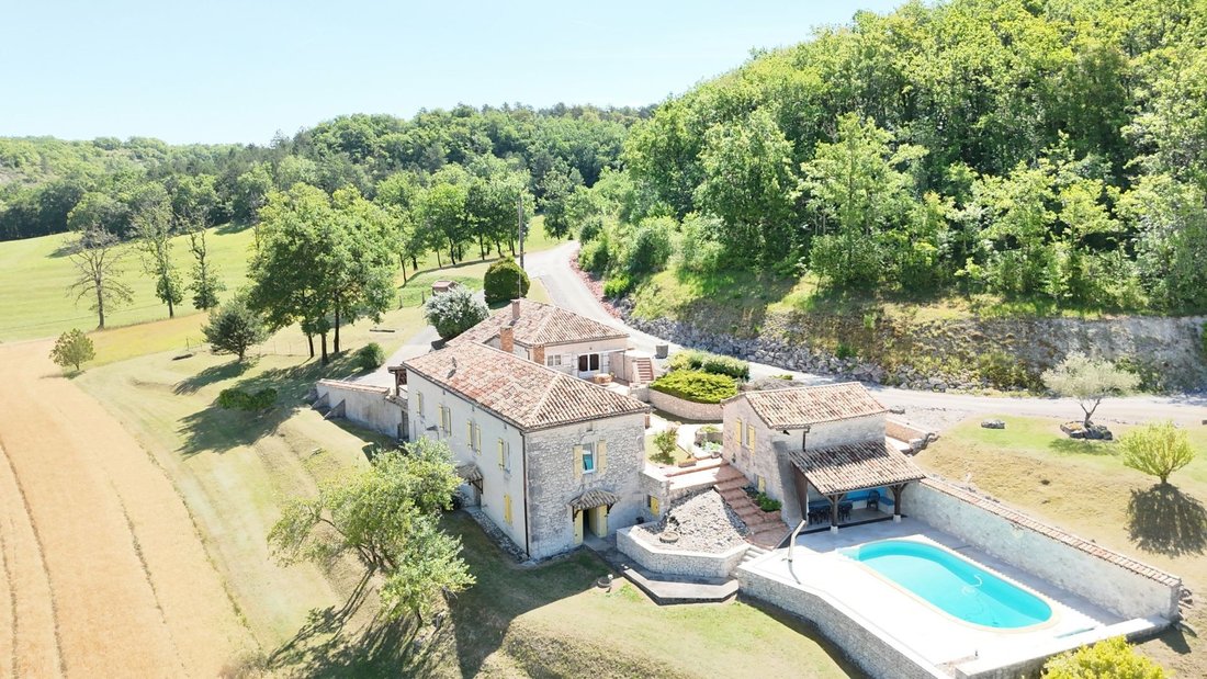 House in Montaigu-de-Quercy, Occitania, France 1 - 16276821