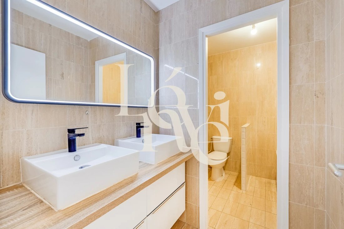 Apartment in Hôtel de Ville-Planchette, Levallois-Perret, France 5 - 18155863