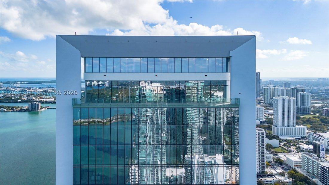 Condo in Miami, Florida, United States 2 - 18156743