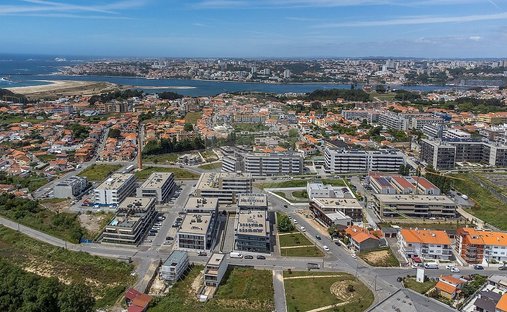 Land in Canidelo, Porto District, Portugal 1