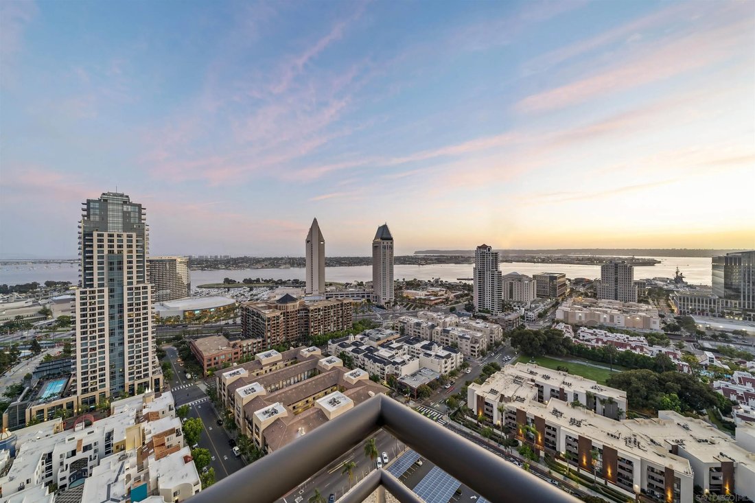 Condo in San Diego, California, United States 3 - 18158648