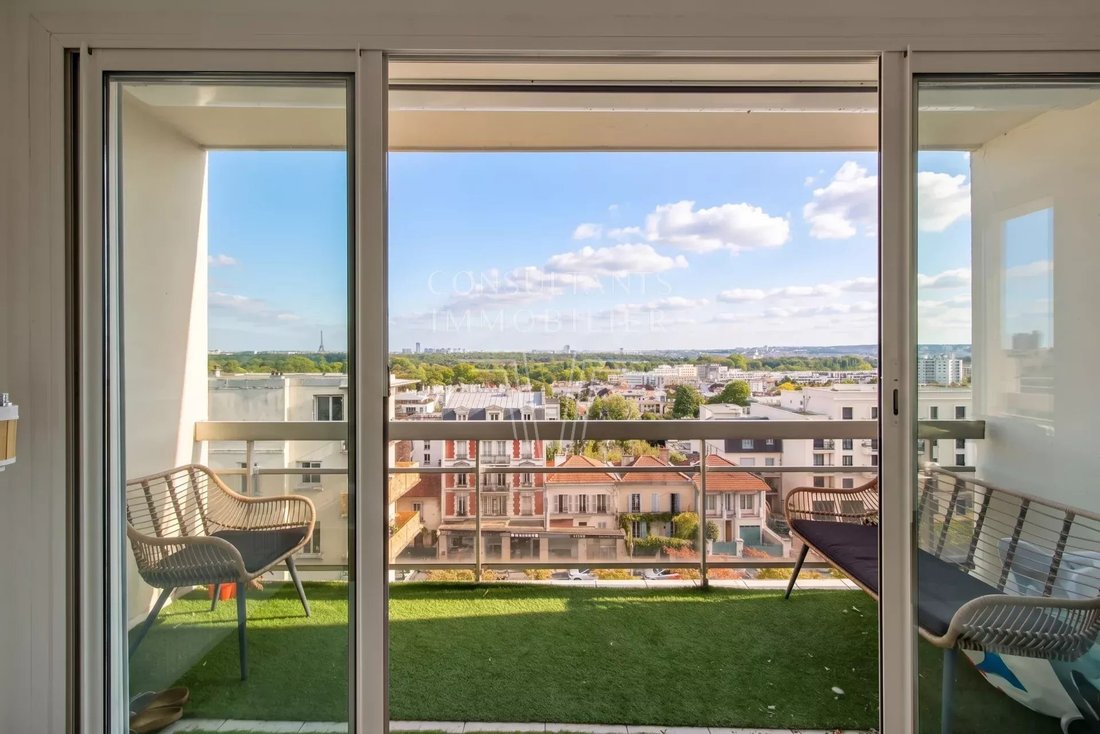 Apartment in Suresnes, Ile-de-France, France 2 - 17127082