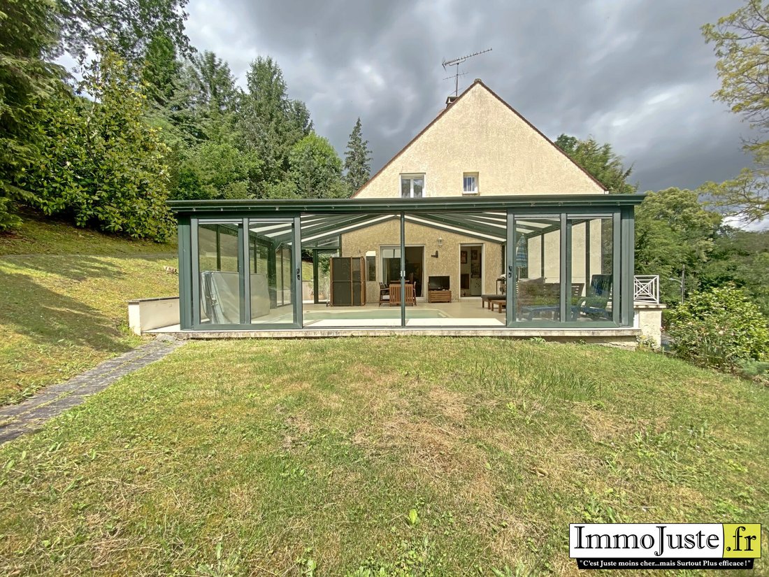 House in Le Mesnil-Saint-Denis, Ile-de-France, France 5 - 17237896