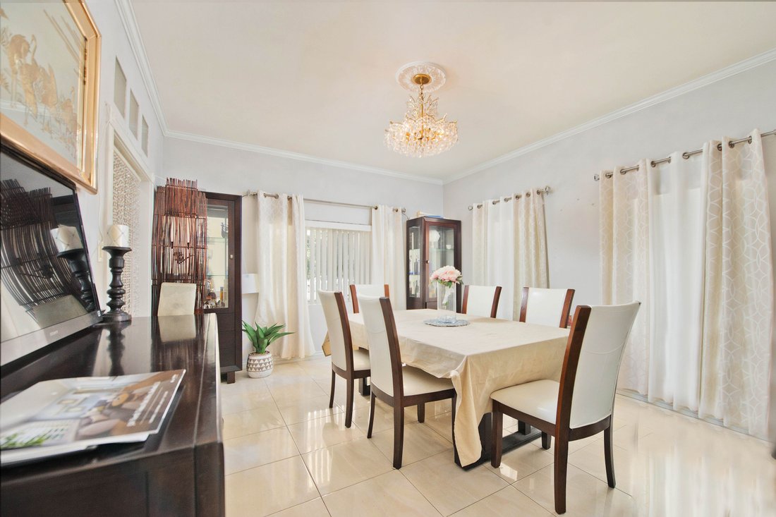 House in Los Angeles, California, United States 4 - 18160846