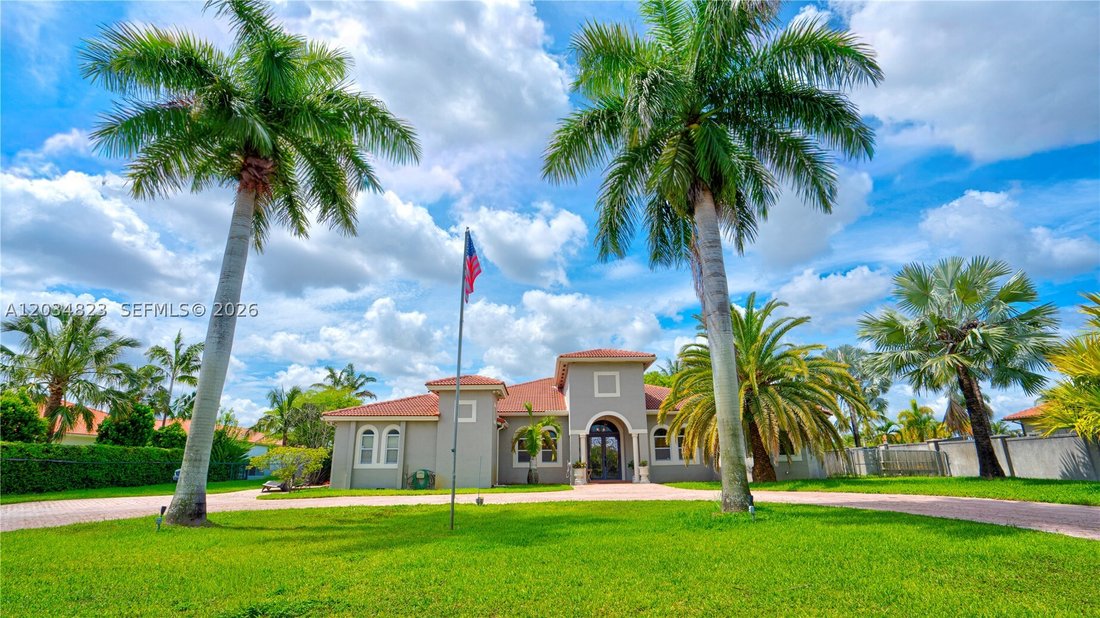 Maison à Miami Lakes, Floride, États-Unis 4 - 18163006