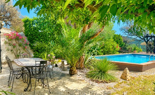 Villa in La Londe-les-Maures, Provence-Alpes-Côte d'Azur, France 1