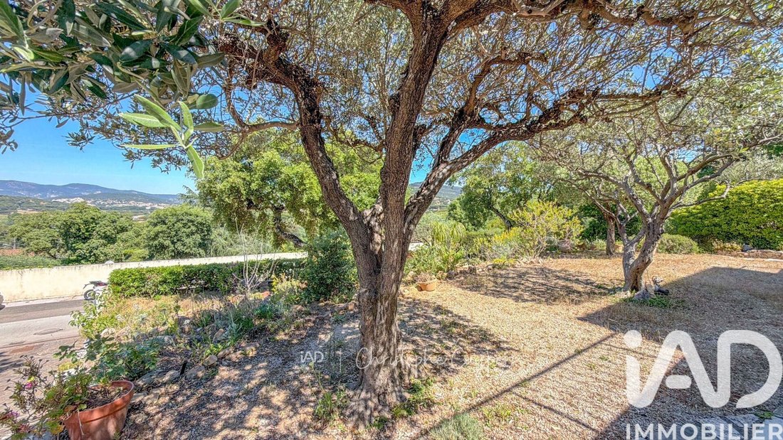 House in Ville-Les Saquedes-Le Bouillonnet, Sainte-Maxime, France 4 - 18169457