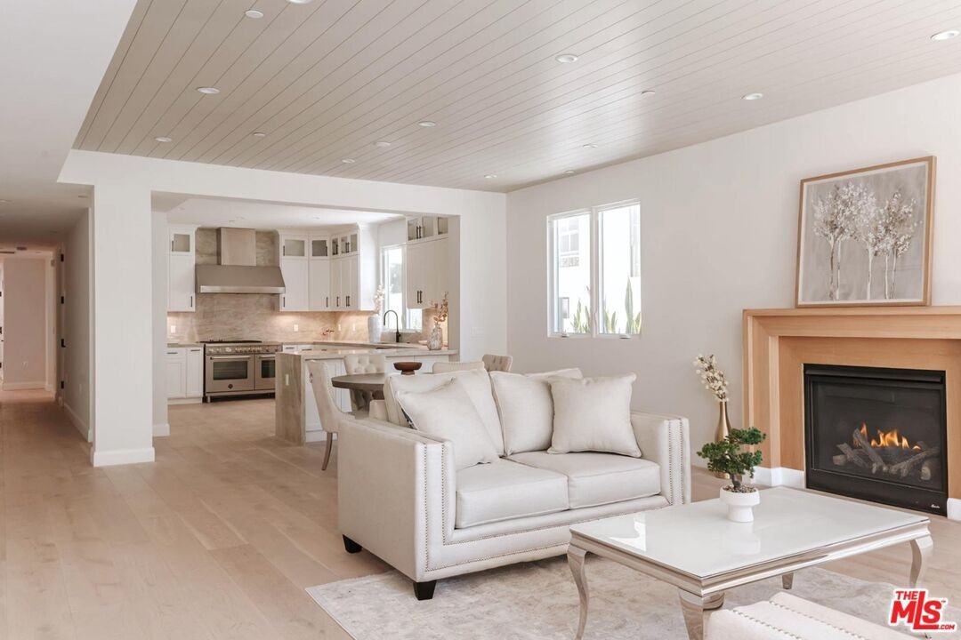 Condo in Los Angeles, California, United States 1 - 17491552