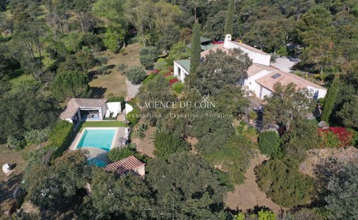 Villa in Partie Nord-Ferrieres-Cadenades-Rouviere, Le Muy, France 1